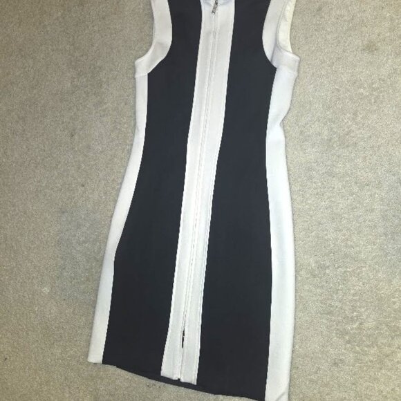 Tommy Hilfiger - Scuba Zip Up Dress - size S - Picture 4 of 9